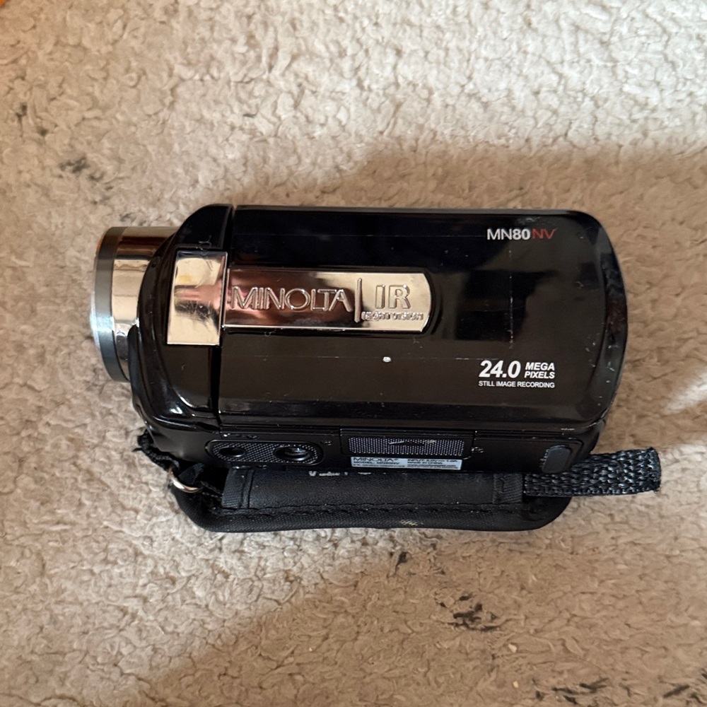 Minolta MN80NV Black Camcorder